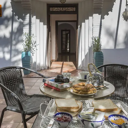 Gala Placida 1923 מלון גרנדה