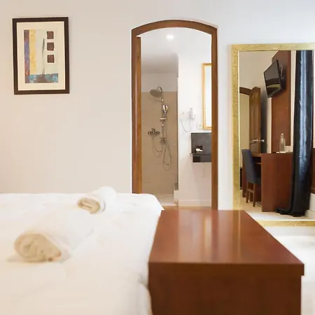 Gala Placida 1923 4*