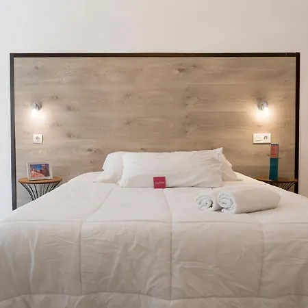 Gala Placida 1923 מלון גרנדה