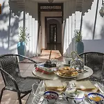Gala Placida 1923 Hotel Granada